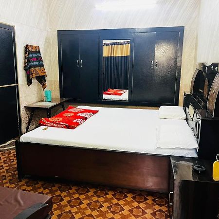 Hotel Dinesh 阿格拉 外观 照片